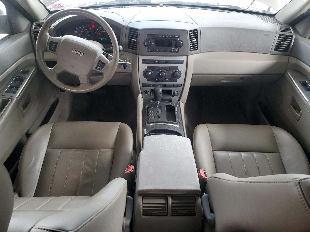 2005 Jeep Grand Cherokee Laredo VIN: 1J8GR48K35C562376 Lot: 63669104