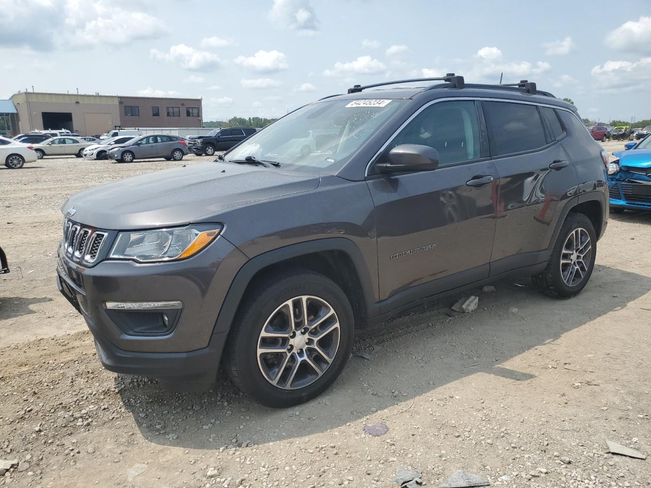 VIN 3C4NJDBB8HT632106 2017 JEEP COMPASS no.1