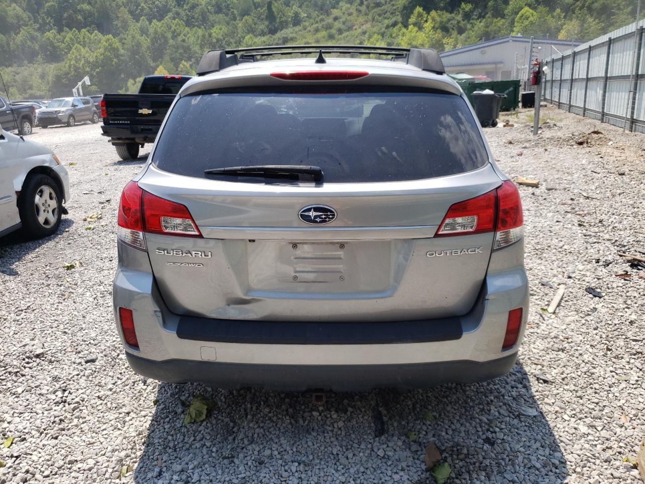 2011 Subaru Outback - Image 6