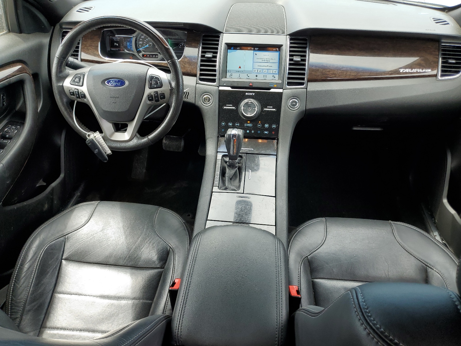 1FAHP2F89HG111646 2017 Ford Taurus Limited