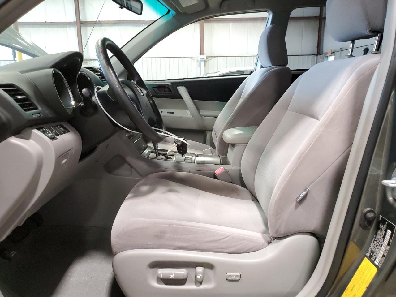 2009 Toyota Highlander VIN: JTEDS41AX92070502 Lot: 63528024