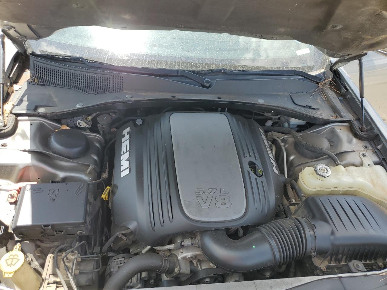 2011 Chrysler 300C VIN: 2C3CA6CT3BH581015 Lot: 65405284