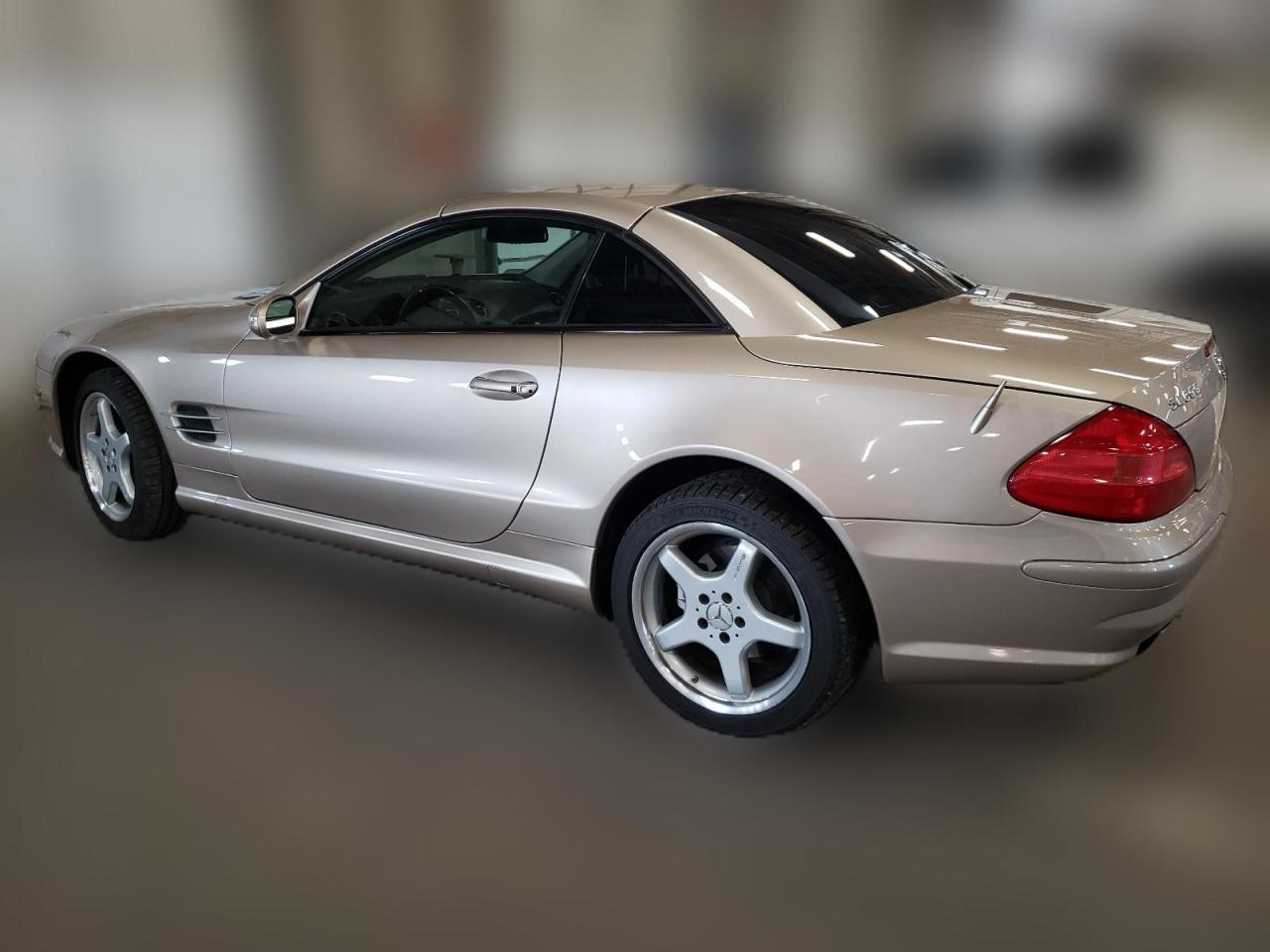 2003 Mercedes-Benz Sl 500R VIN: WDBSK75F73F015927 Lot: 64057864