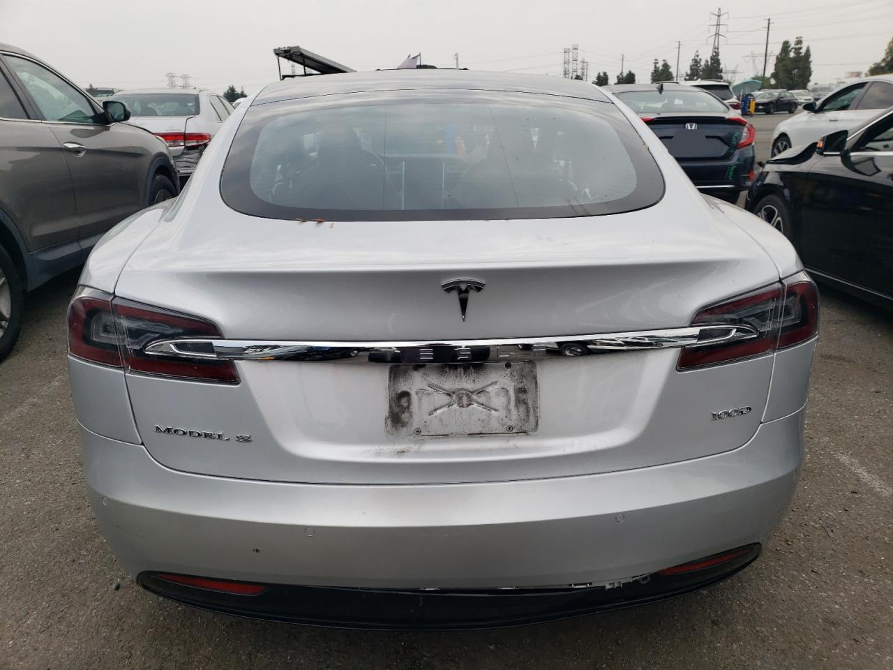 5YJSA1E21JF248976 2018 Tesla Model S