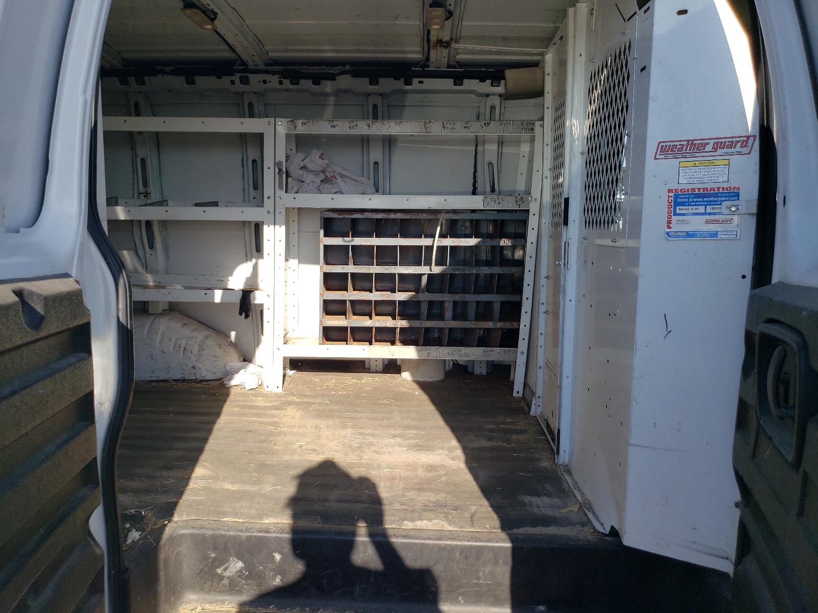 1GCWGAFF2H1297981 2017 Chevrolet Express G2500