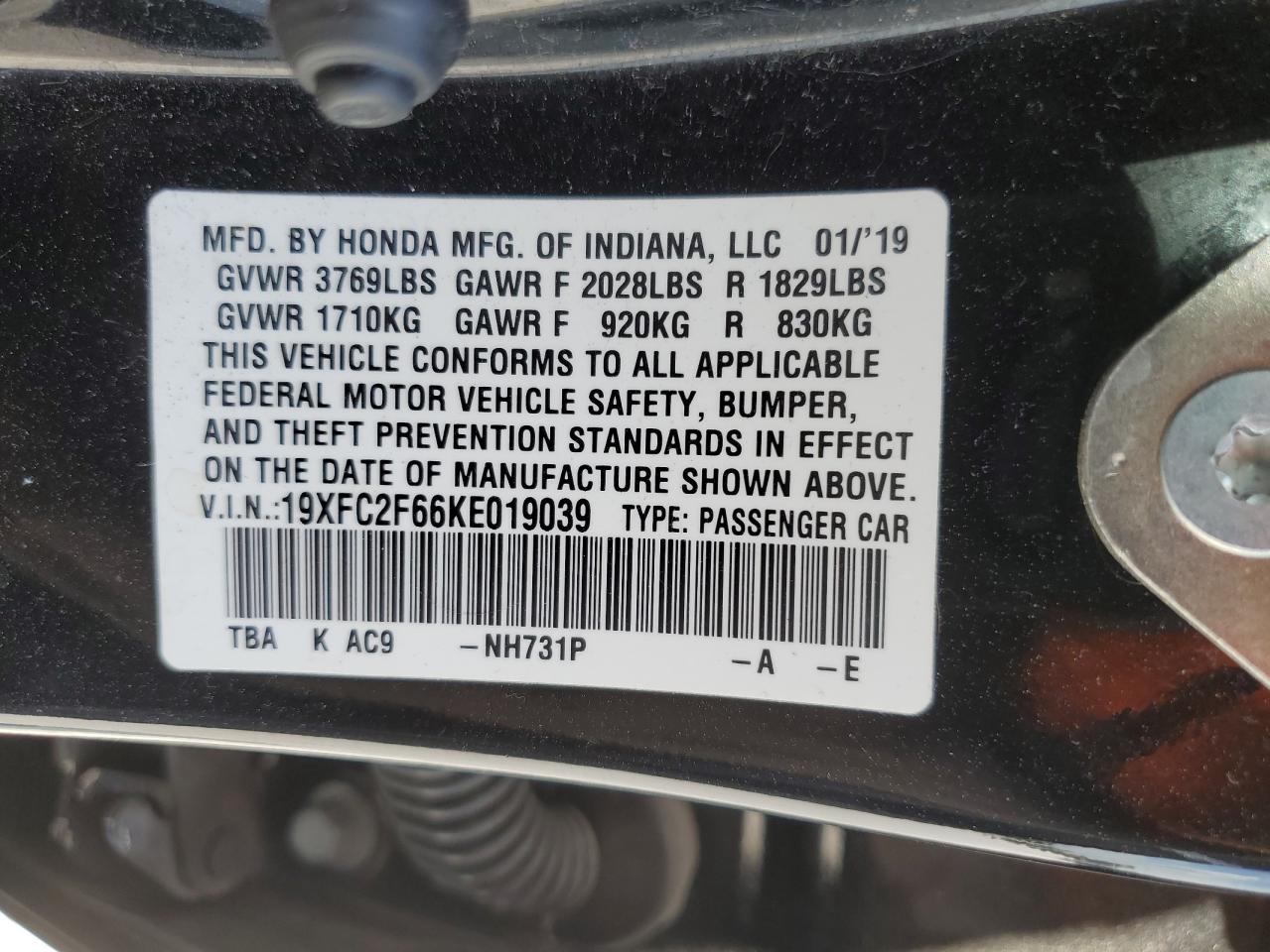 19XFC2F66KE019039 2019 Honda Civic Lx