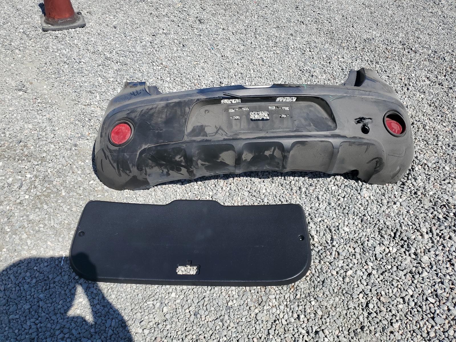 KNDJN2A26J7533108 2018 Kia Soul