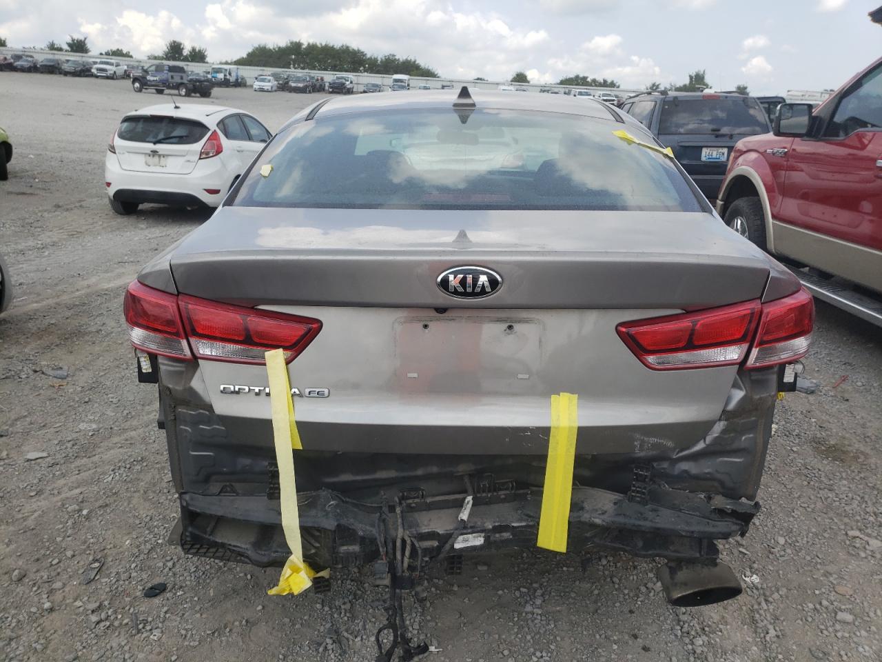 5XXGT4L31JG227281 2018 Kia Optima Lx