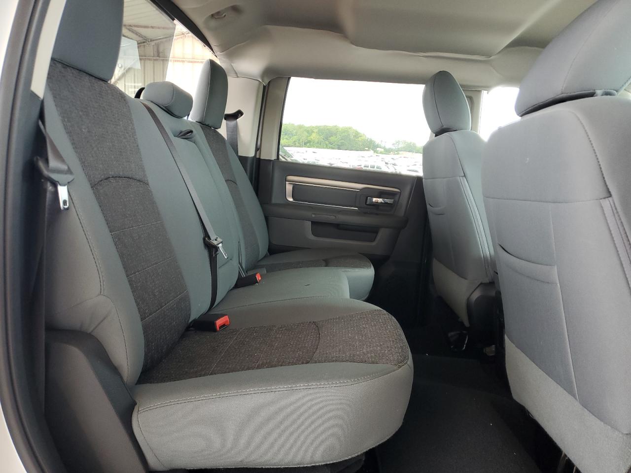 2017 Ram 1500 Slt VIN: 3C6RR6LT4HG598954 Lot: 63405614