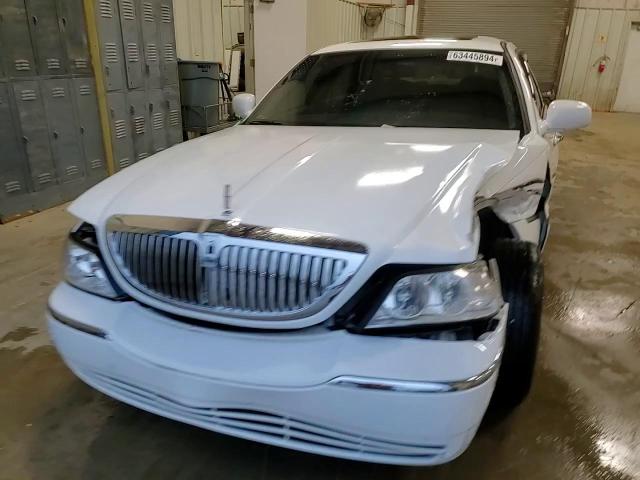 2007 Lincoln Town Car Signature Limited VIN: 1LNHM82V37Y626874 Lot: 63445894