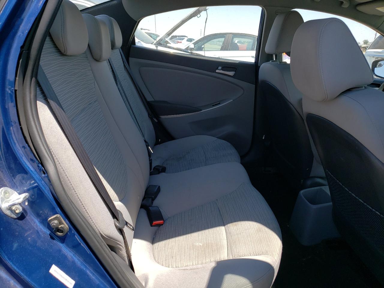 2015 Hyundai Accent Gls VIN: KMHCT4AE0FU818797 Lot: 63672964