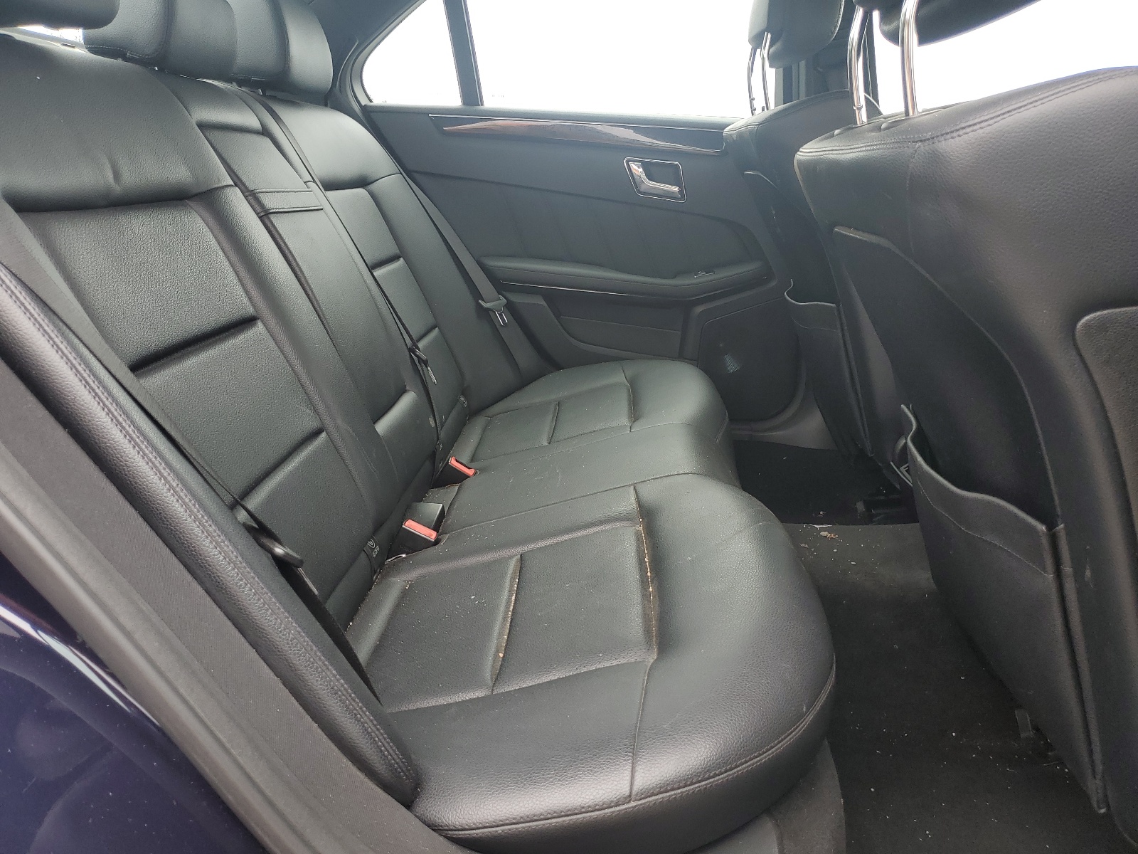 WDDHF8HB6AA138231 2010 Mercedes-Benz E 350 4Matic