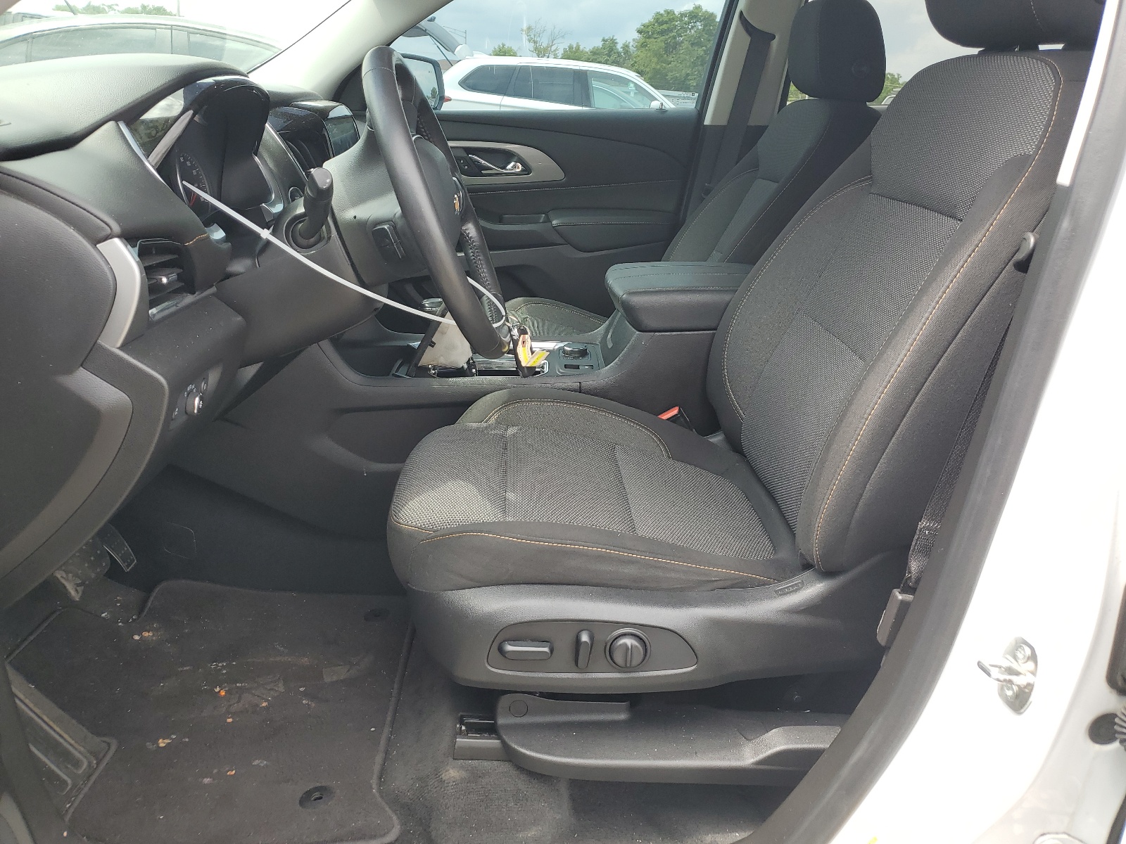 1GNEVGKWXLJ238512 2020 Chevrolet Traverse Lt