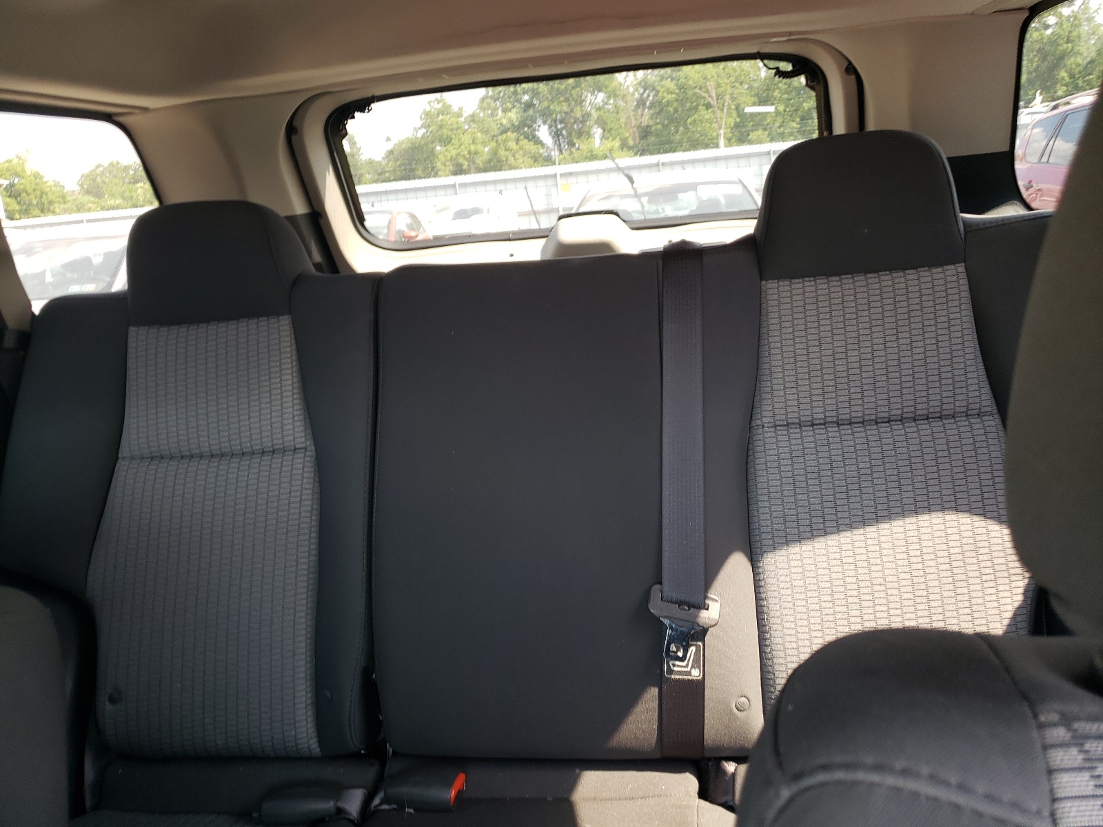 1J8GR48K99C554921 2009 Jeep Grand Cherokee Laredo