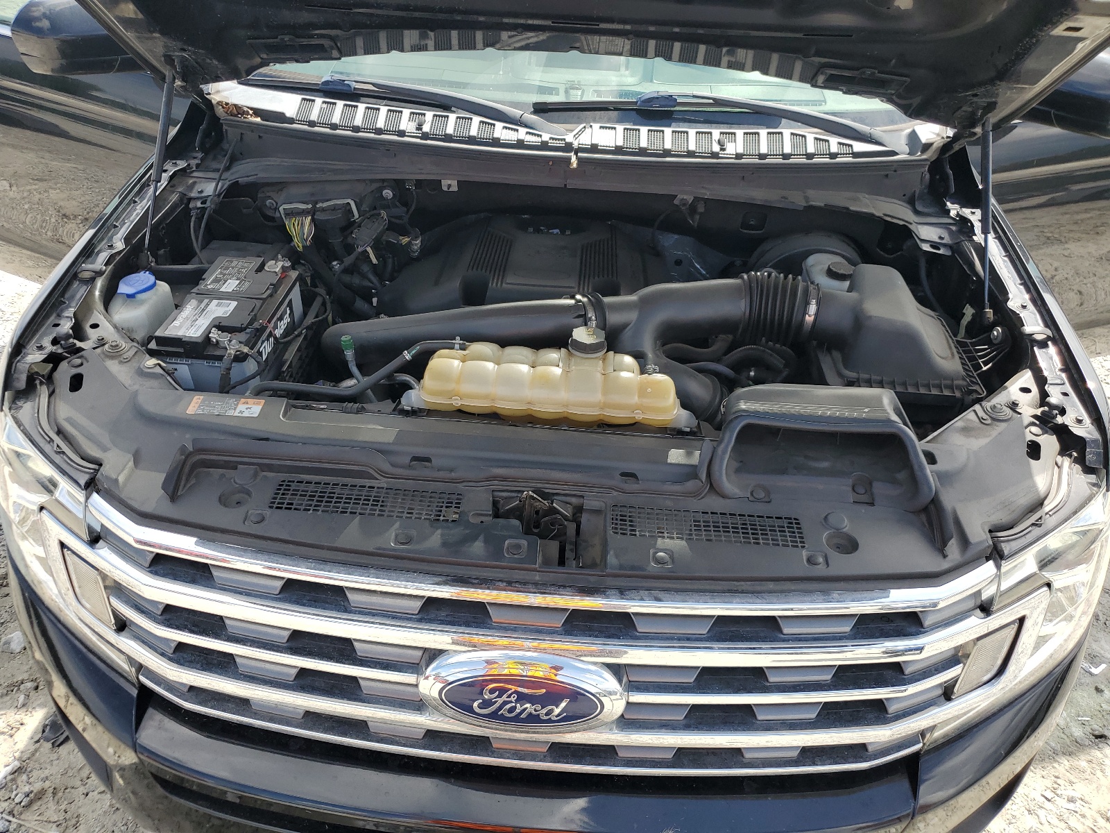 1FMJU1HT2KEA10284 2019 Ford Expedition Xlt