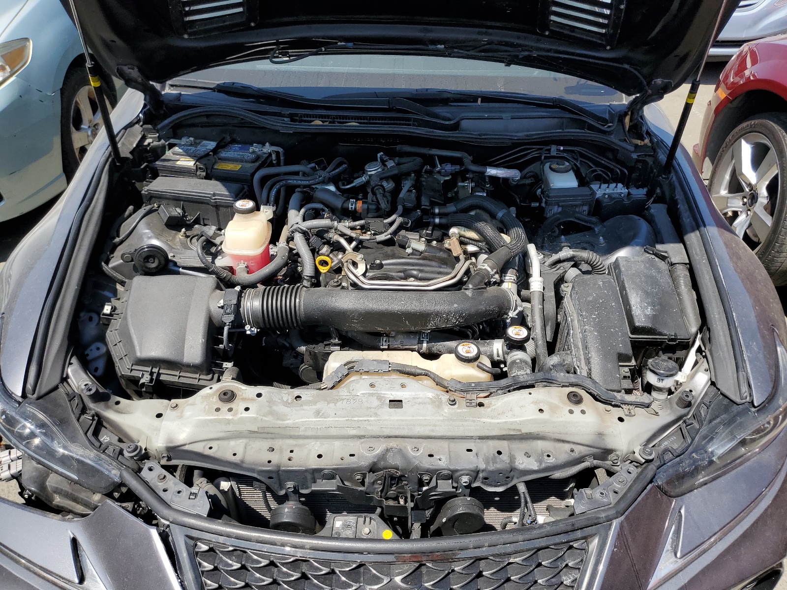 JTHBA1D27J5062084 2018 Lexus Is 300