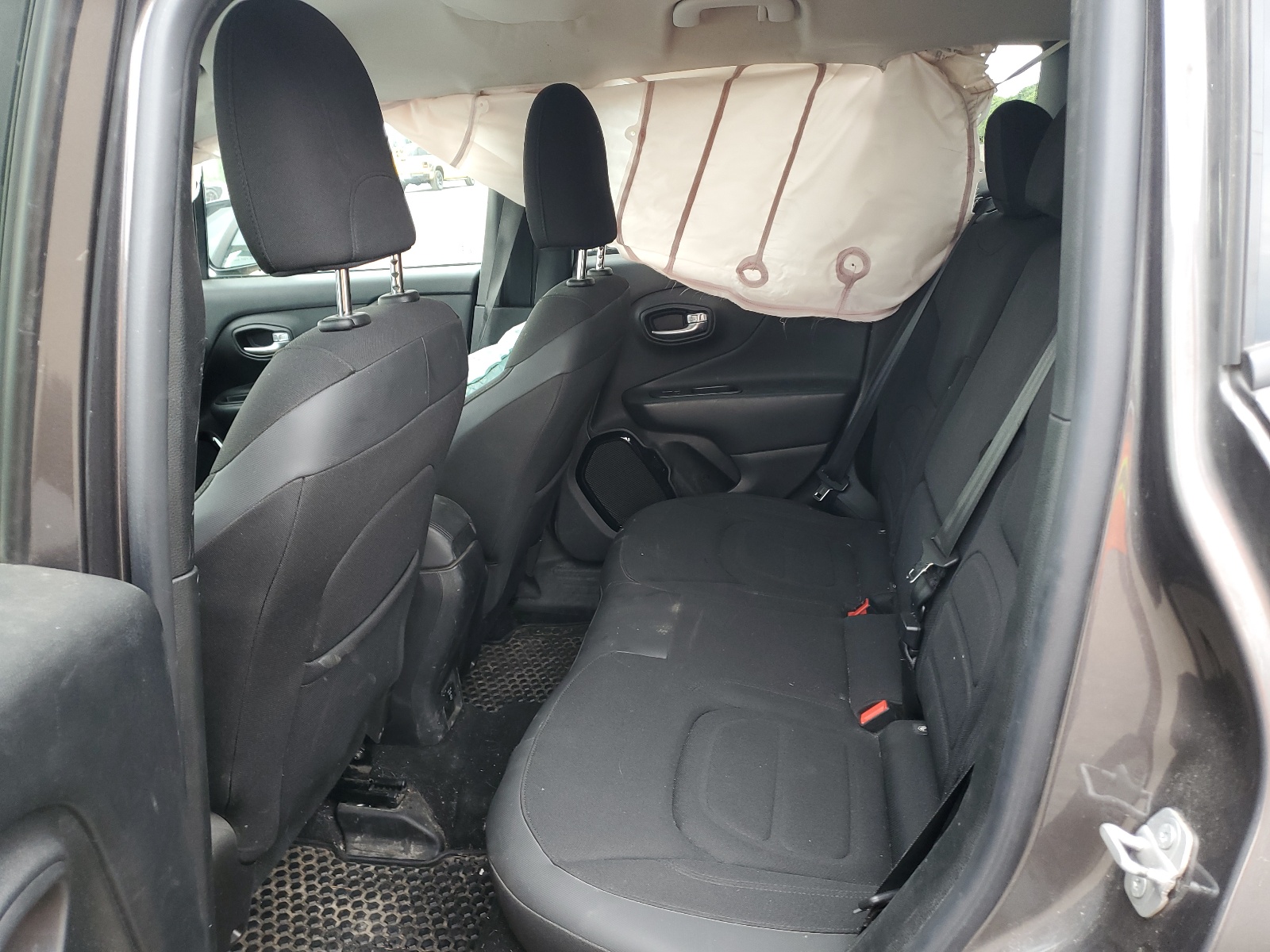 ZACCJBBT3GPC95127 2016 Jeep Renegade Latitude