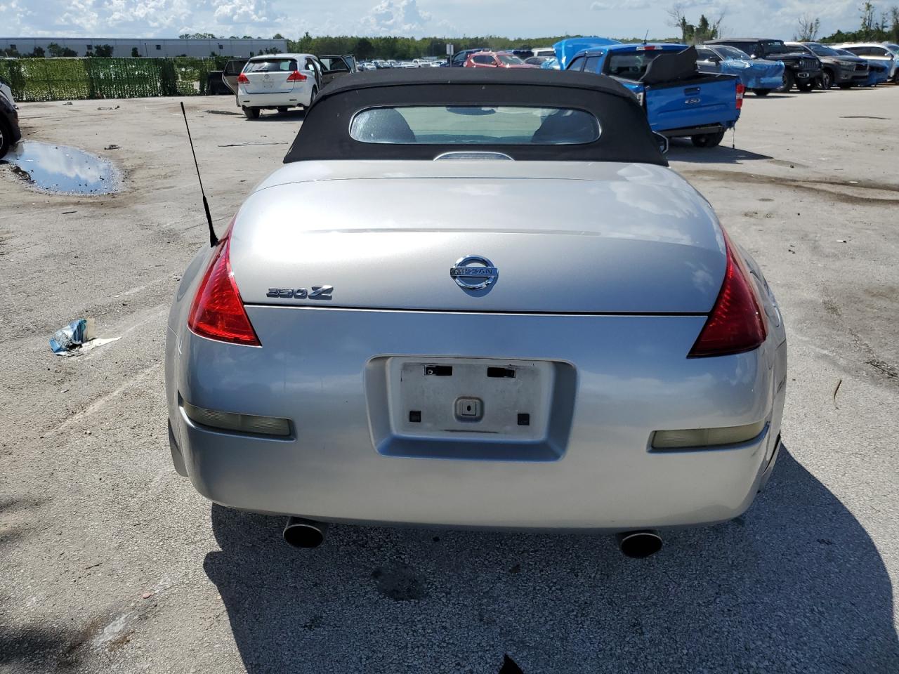 2005 Nissan 350Z Roadster VIN: JN1AZ36A15M760159 Lot: 61798994
