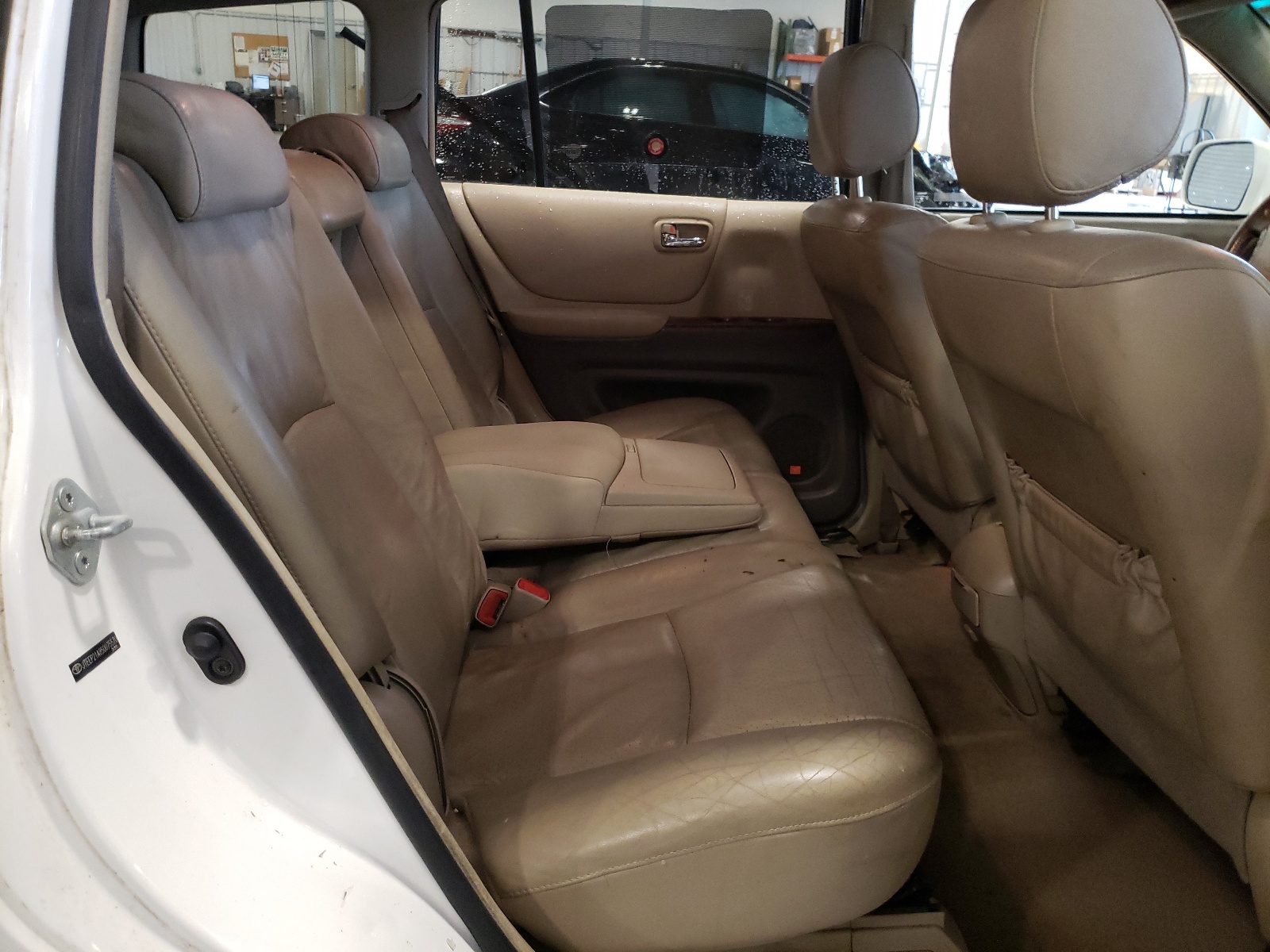 JTEEP21A850075570 2005 Toyota Highlander Limited