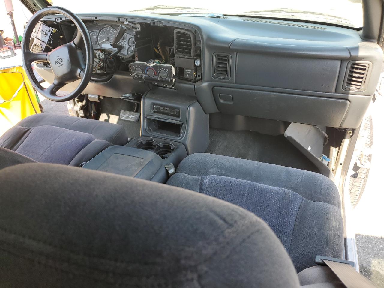 2001 Chevrolet Silverado - Image 8