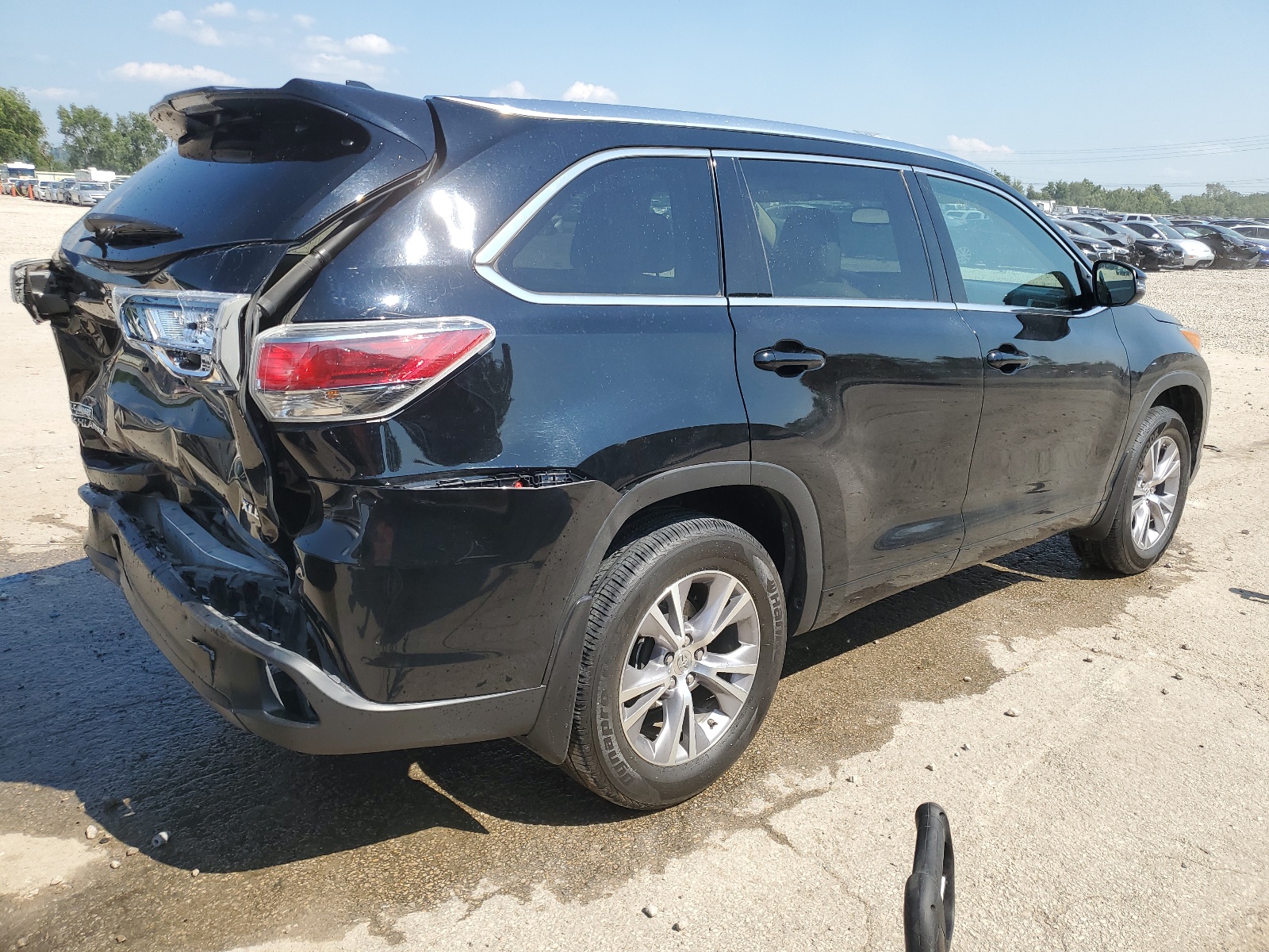 5TDKKRFH0FS115823 2015 Toyota Highlander Xle