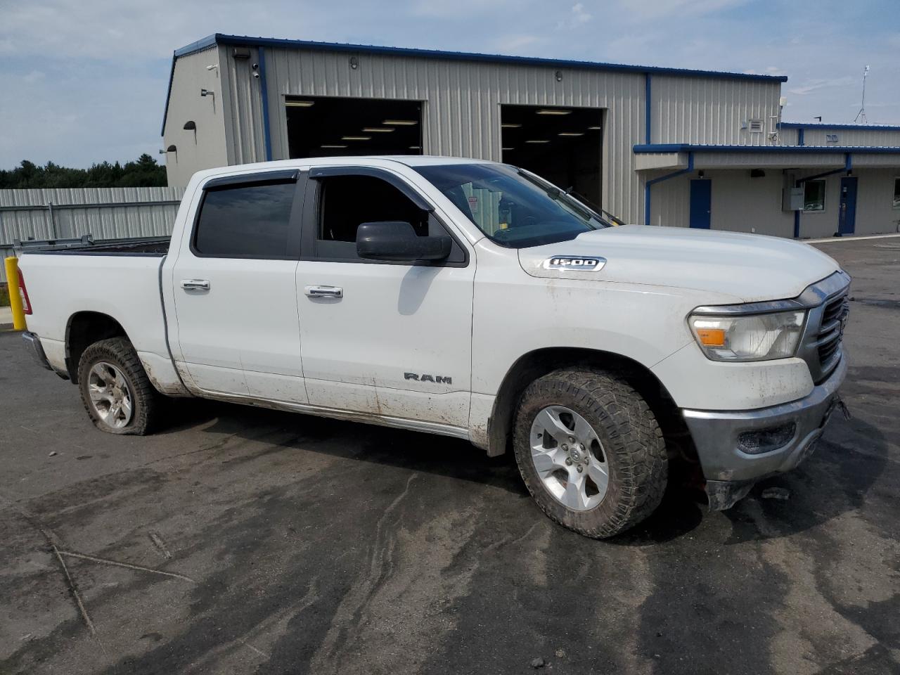2019 RAM 1500 - Image 4