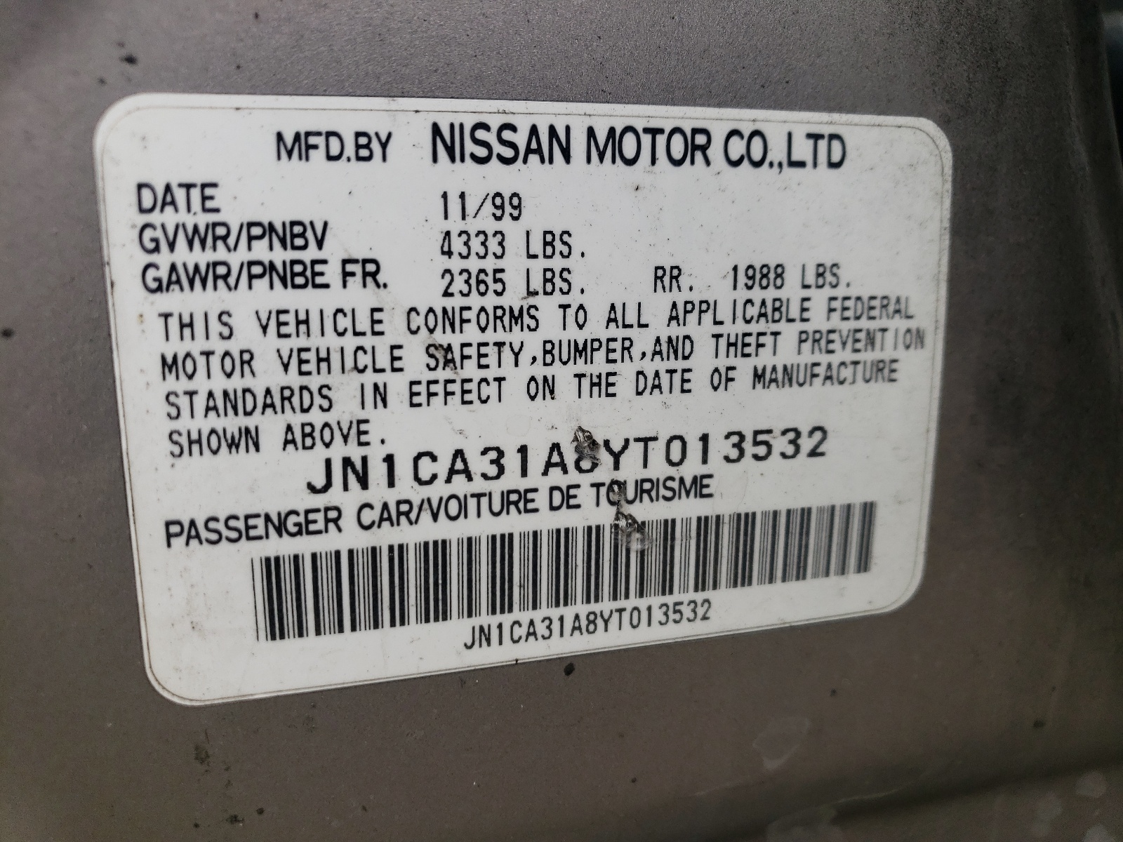 JN1CA31A8YT013532 2000 Nissan Maxima Gle