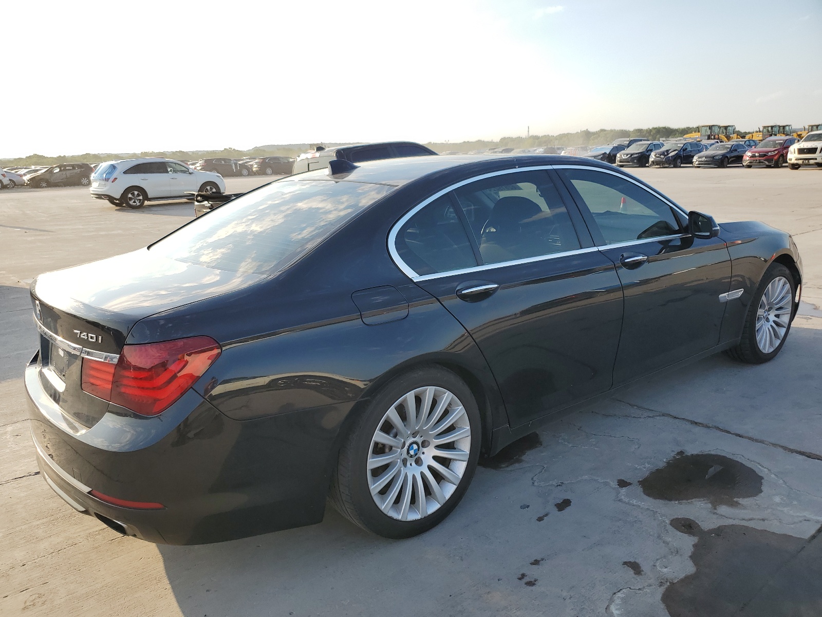 2013 BMW 740 I vin: WBAYA6C51DC995075