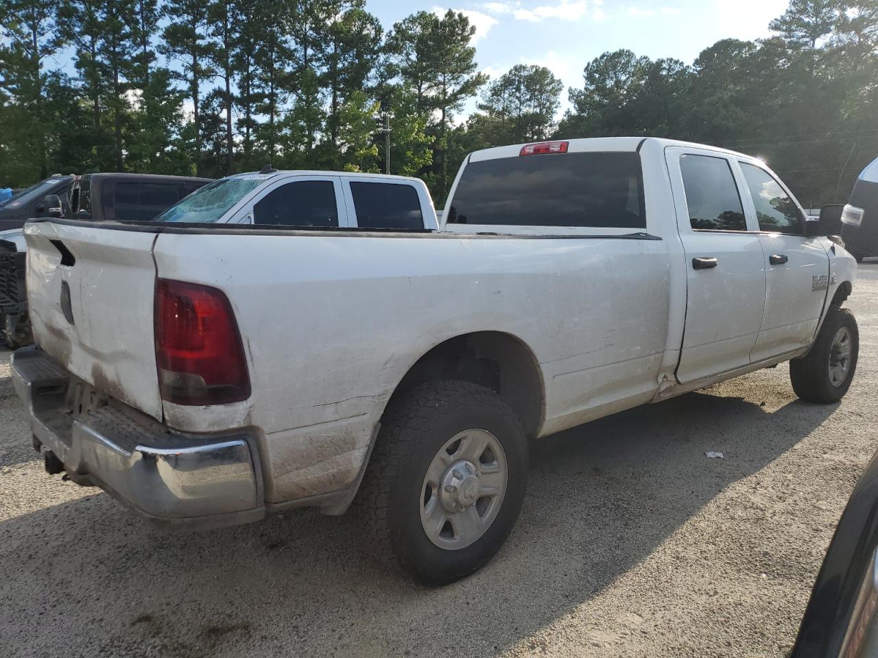 2015 Ram 3500 St VIN: 3C63R3GLXFG703640 Lot: 62045734