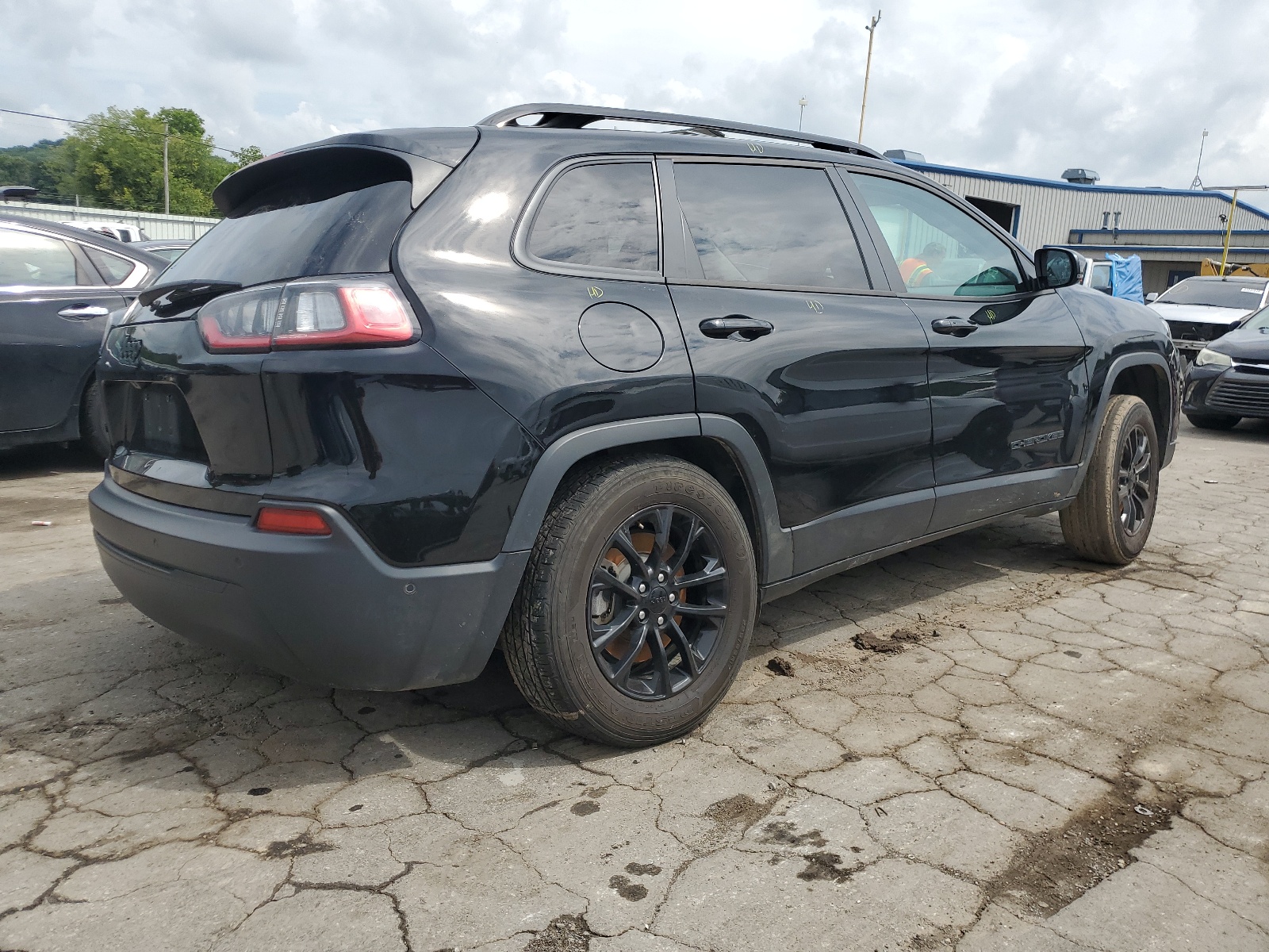 2023 Jeep Cherokee Altitude Lux vin: 1C4PJMMB7PD113302