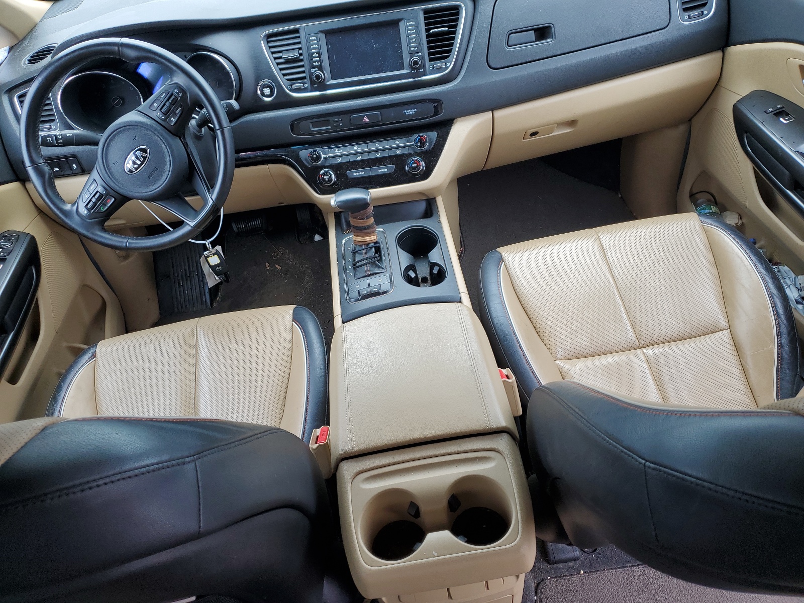 KNDMB5C19H6336249 2017 Kia Sedona Lx