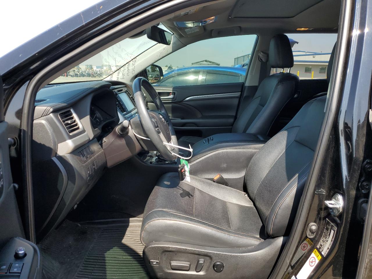 2019 Toyota Highlander Limited VIN: 5TDDZRFH1KS961604 Lot: 62270694