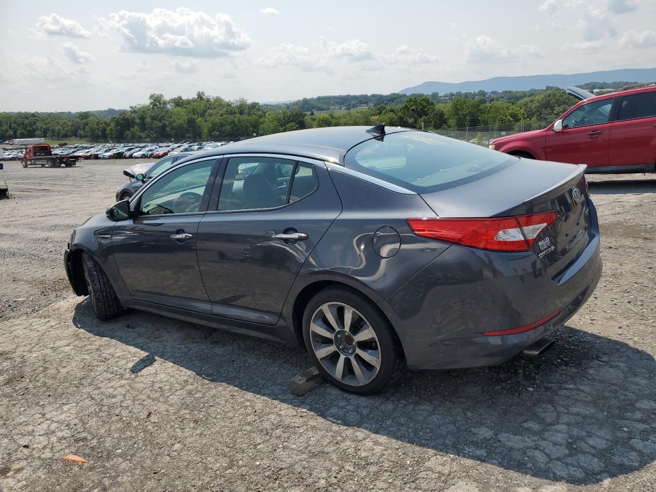 2011 Kia Optima - Image 2