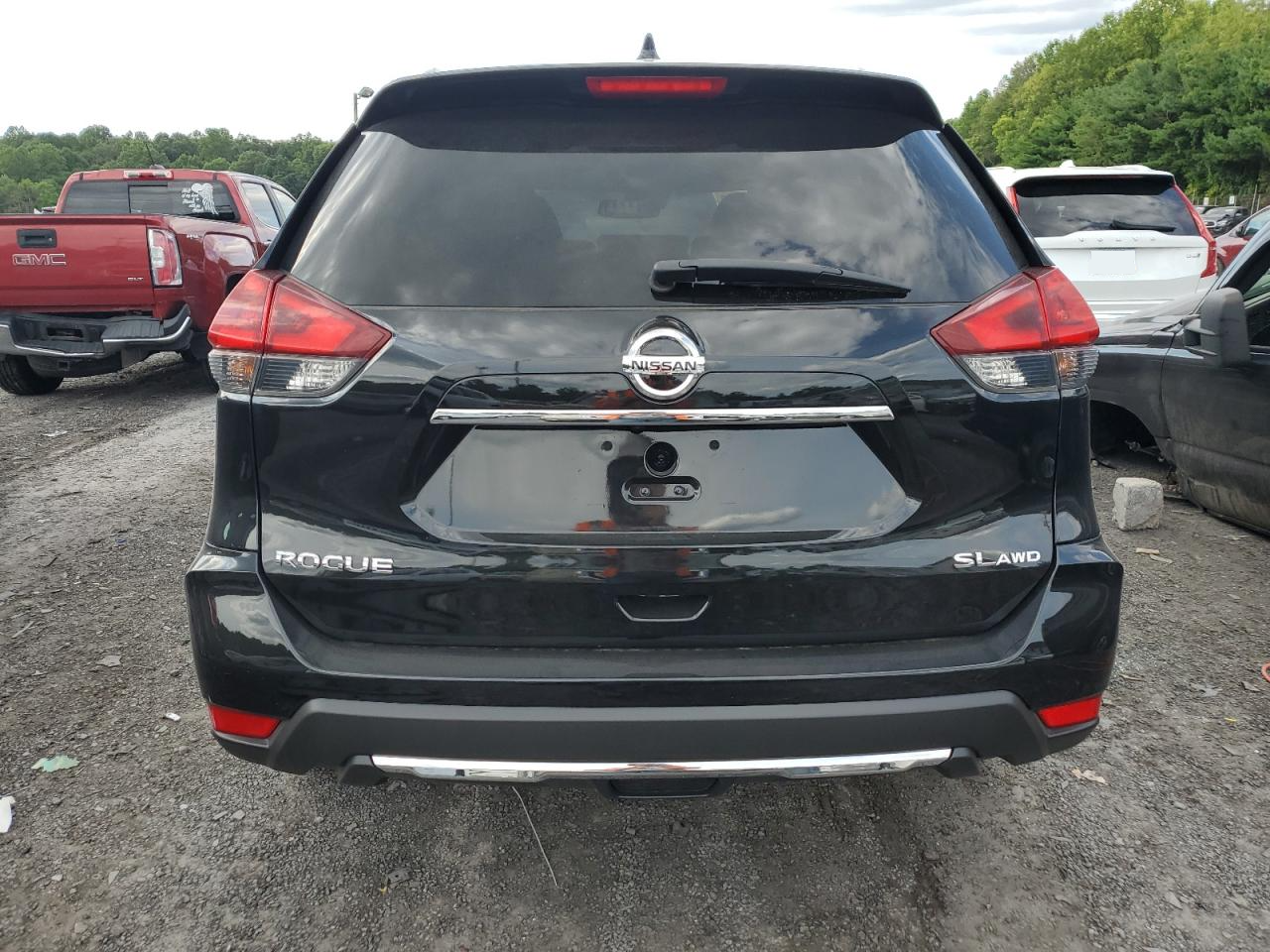 JN8AT2MV8JW326421 2018 Nissan Rogue S