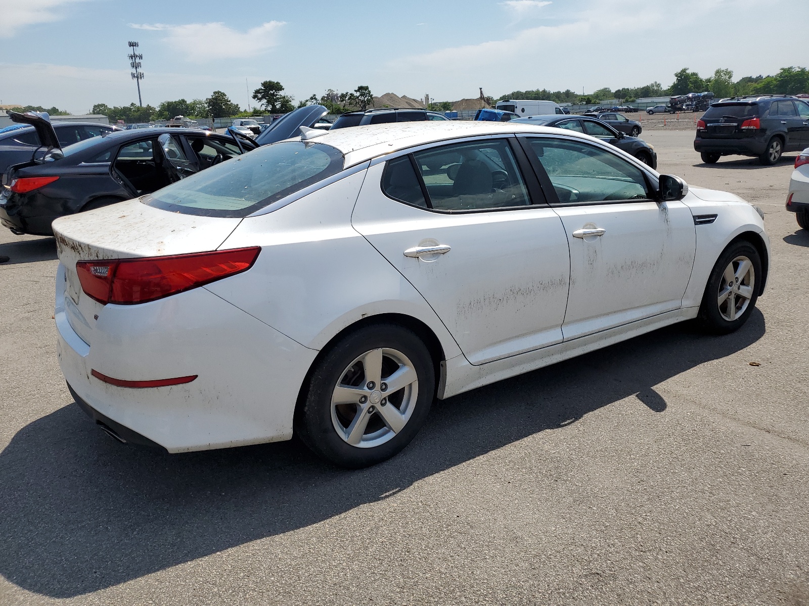 2015 Kia Optima Lx vin: KNAGM4A74F5592775