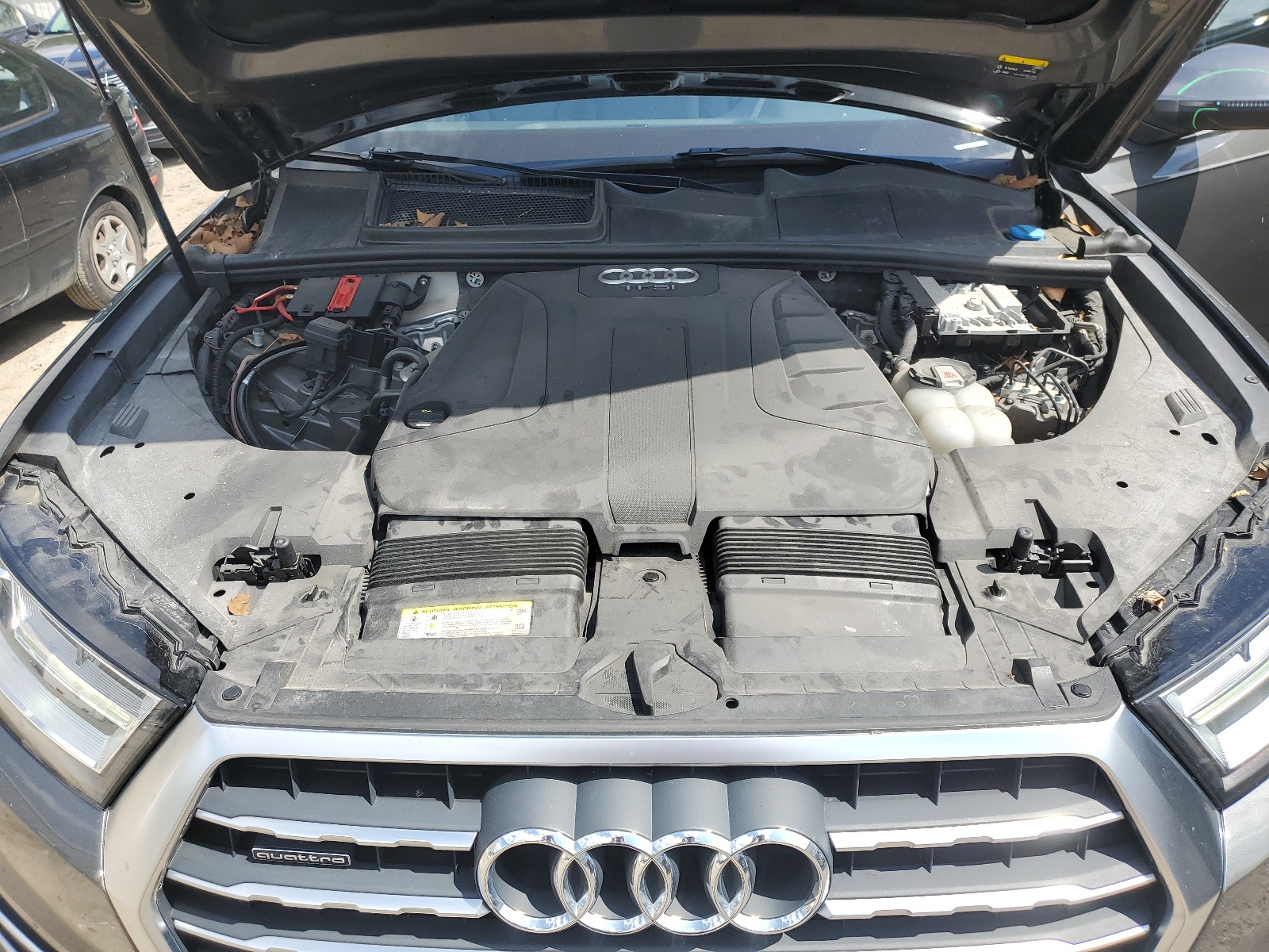 WA1LHAF73JD047835 2018 Audi Q7 Premium Plus