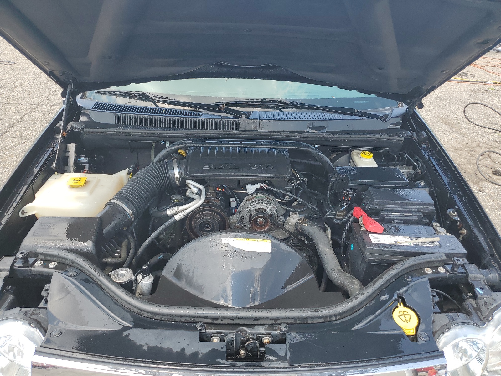 1J8GR48K09C533696 2009 Jeep Grand Cherokee Laredo