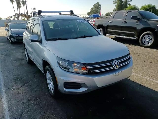 2015 Volkswagen Tiguan S VIN: WVGAV7AX5FW572001 Lot: 64941264