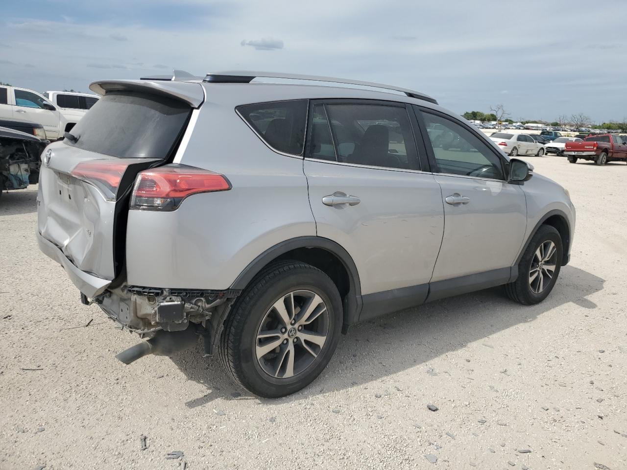 2017 Toyota Rav4 Xle VIN: 2T3WFREV6HW404901 Lot: 63164054