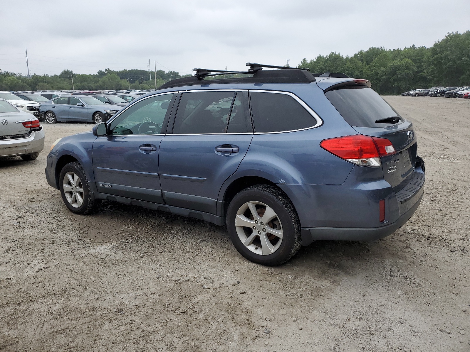 2013 Subaru Outback 3.6R Limited vin: 4S4BRDKC9D2266104