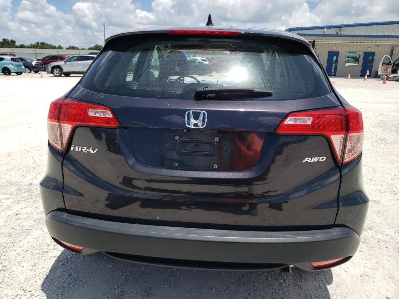 2018 Honda Hr-V Lx VIN: 3CZRU6H37JG715278 Lot: 64738284