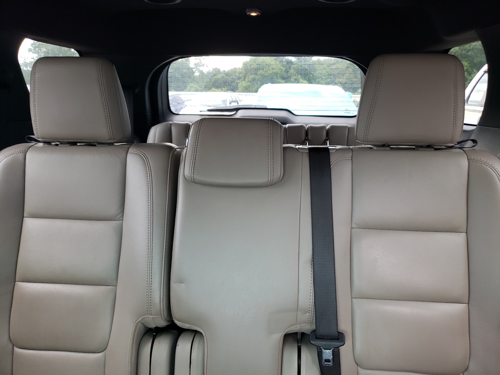 1FMHK7D86BGA76768 2011 Ford Explorer Xlt