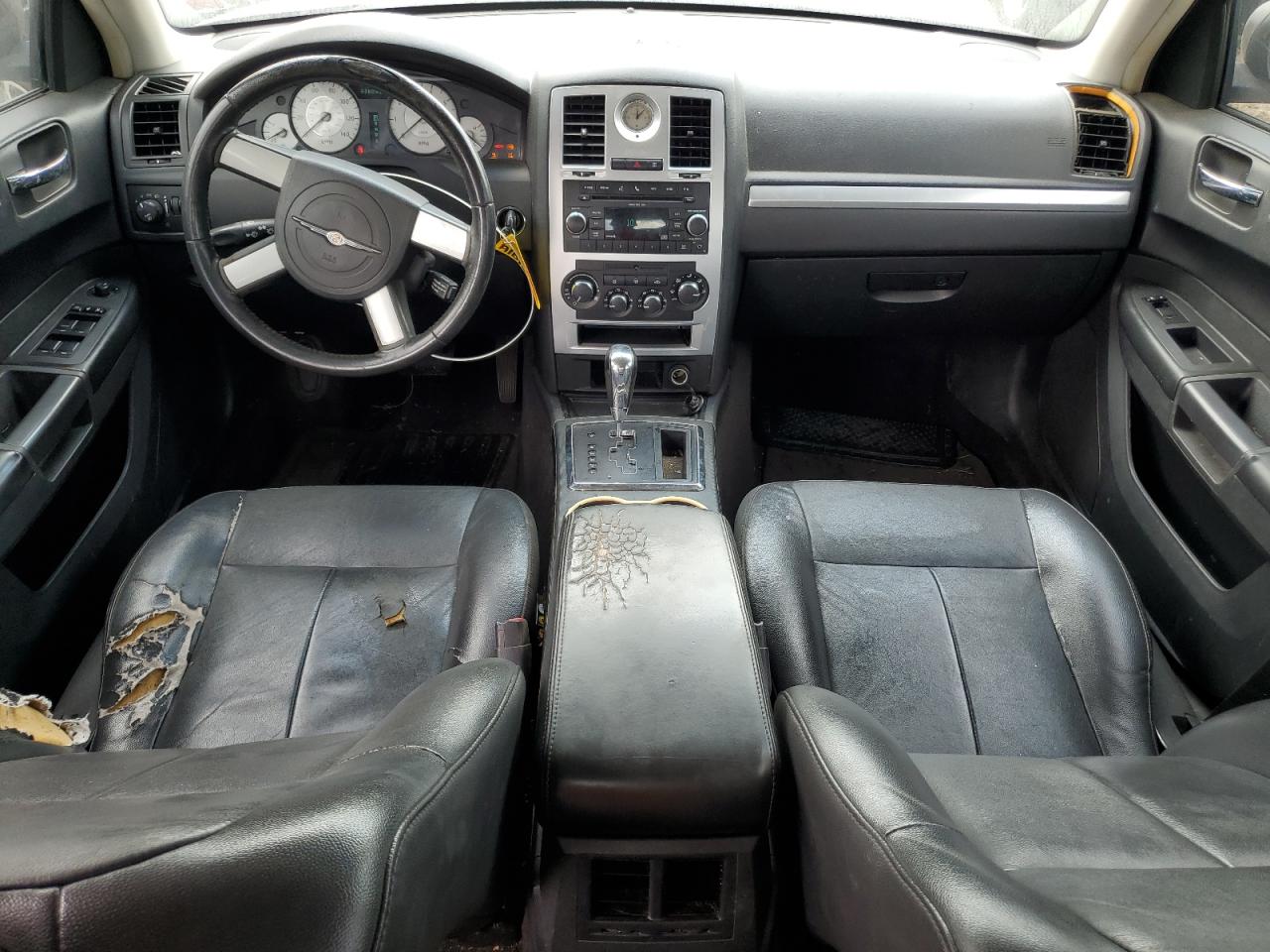 2010 Chrysler 300 Touring VIN: 2C3CA5CV7AH221238 Lot: 63821094