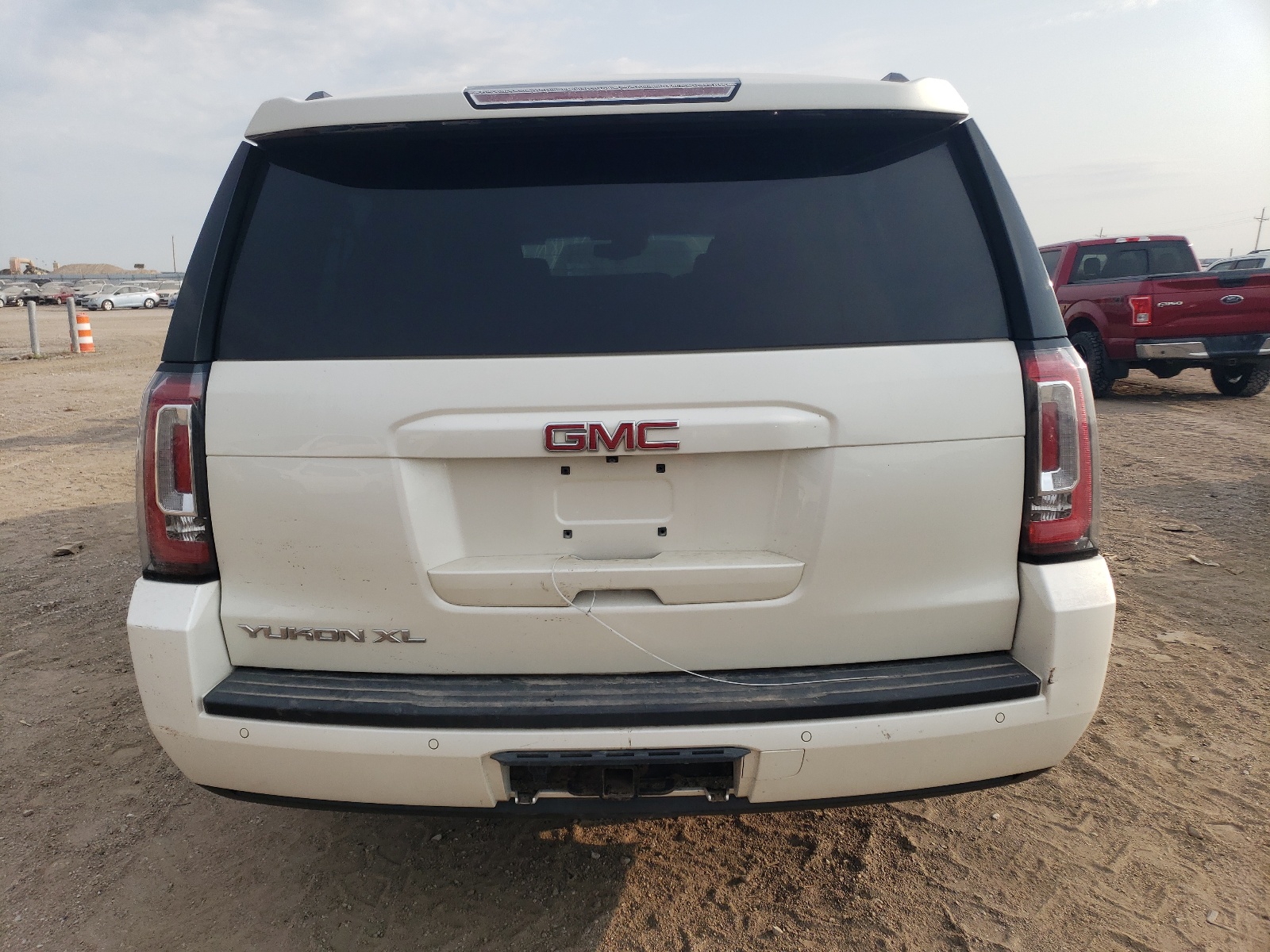 1GKS2HKC0FR659617 2015 GMC Yukon Xl K1500 Slt