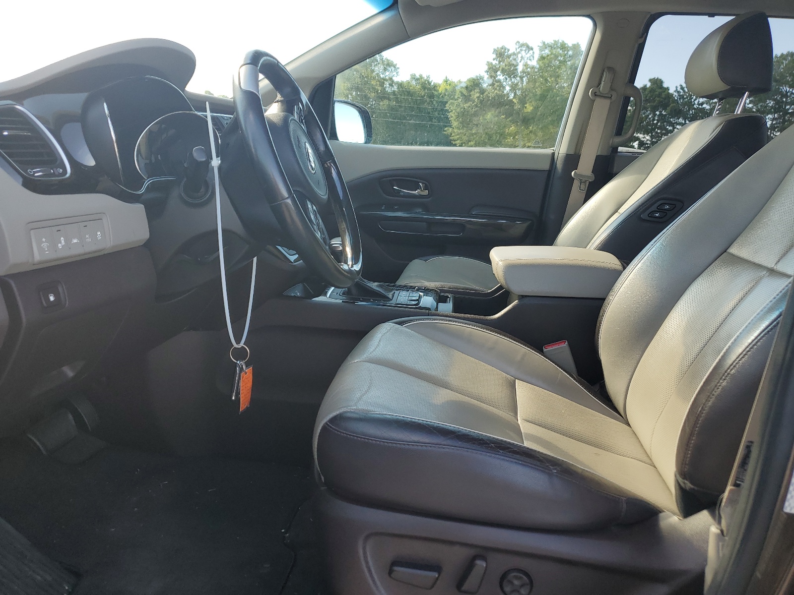 KNDME5C10H6274375 2017 Kia Sedona Sxl