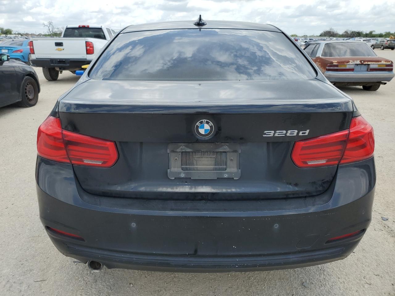 2017 BMW 328 D VIN: WBA8E5C34HK389178 Lot: 64806414