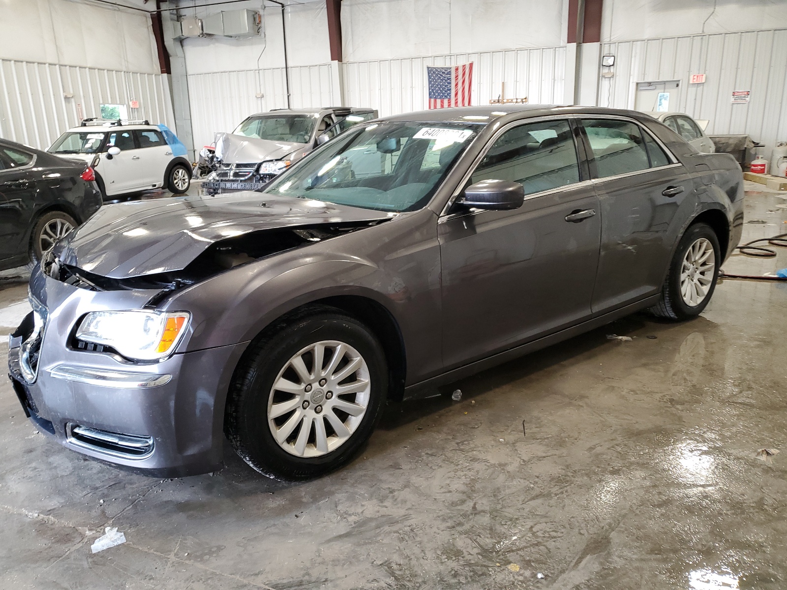 2014 Chrysler 300 vin: 2C3CCAAG8EH377740