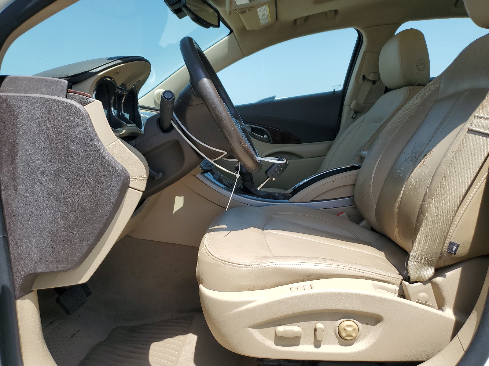 1G4GC5ED5BF354428 2011 Buick Lacrosse Cxl