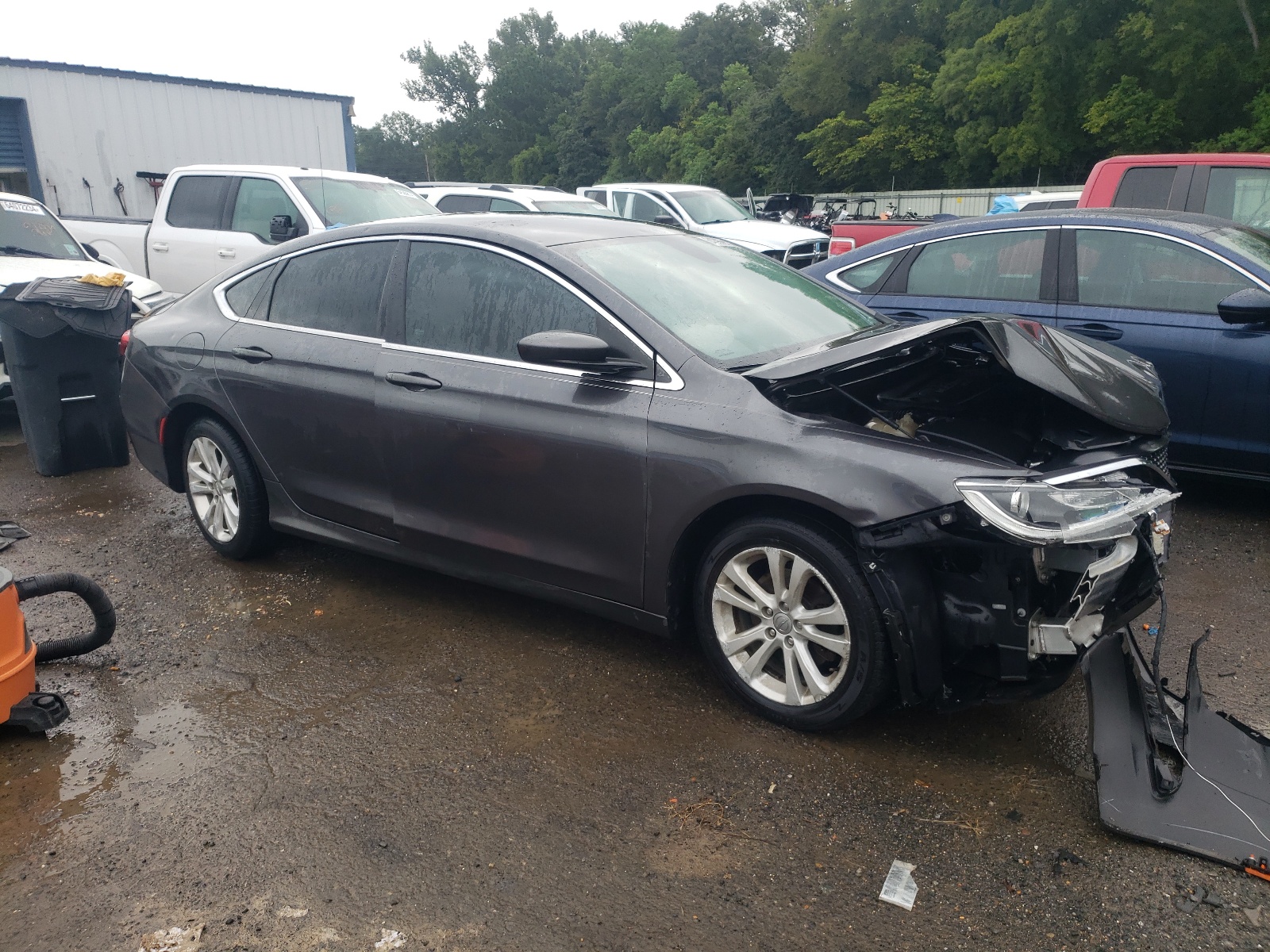 2016 Chrysler 200 Limited vin: 1C3CCCAB0GN151735