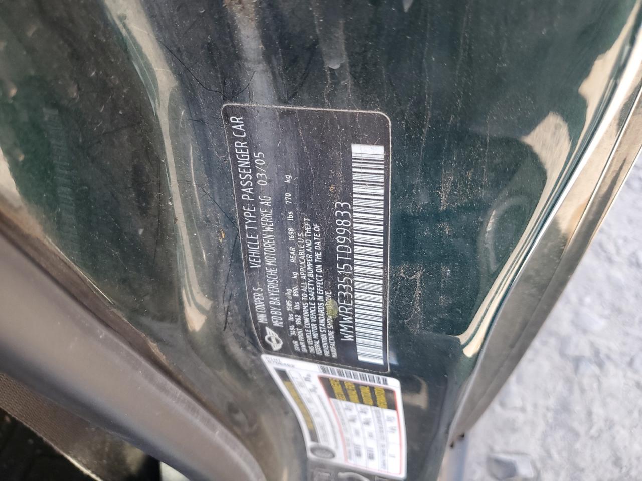 2005 Mini Cooper S VIN: WMWRE33515TD99833 Lot: 63508984